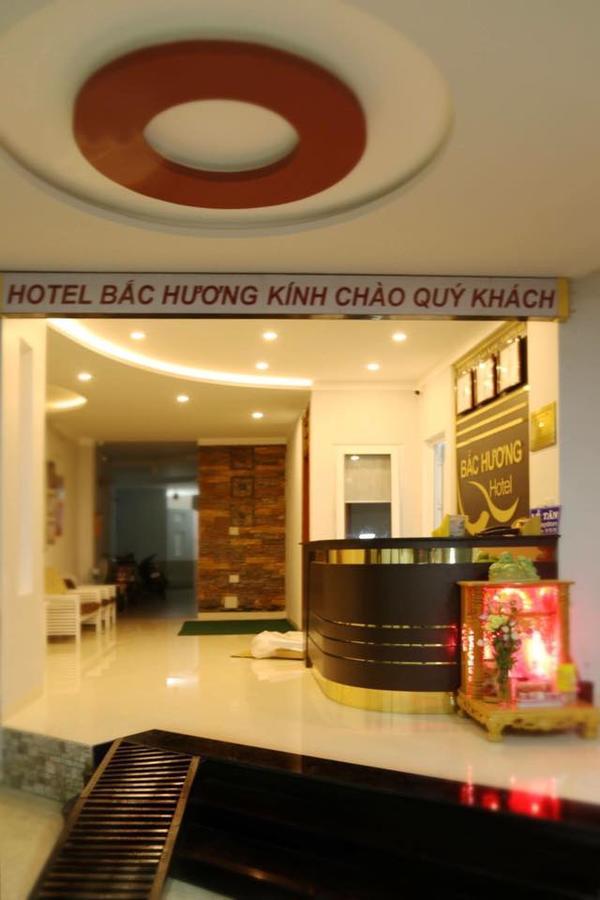 Bac Huong Hotel Kon Tum Bagian luar foto